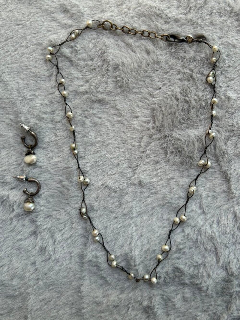 EXPRESS Faux Pearl Wire Wrap Necklace Earrings Set Boho Twisted Choker - Picture 4 of 6